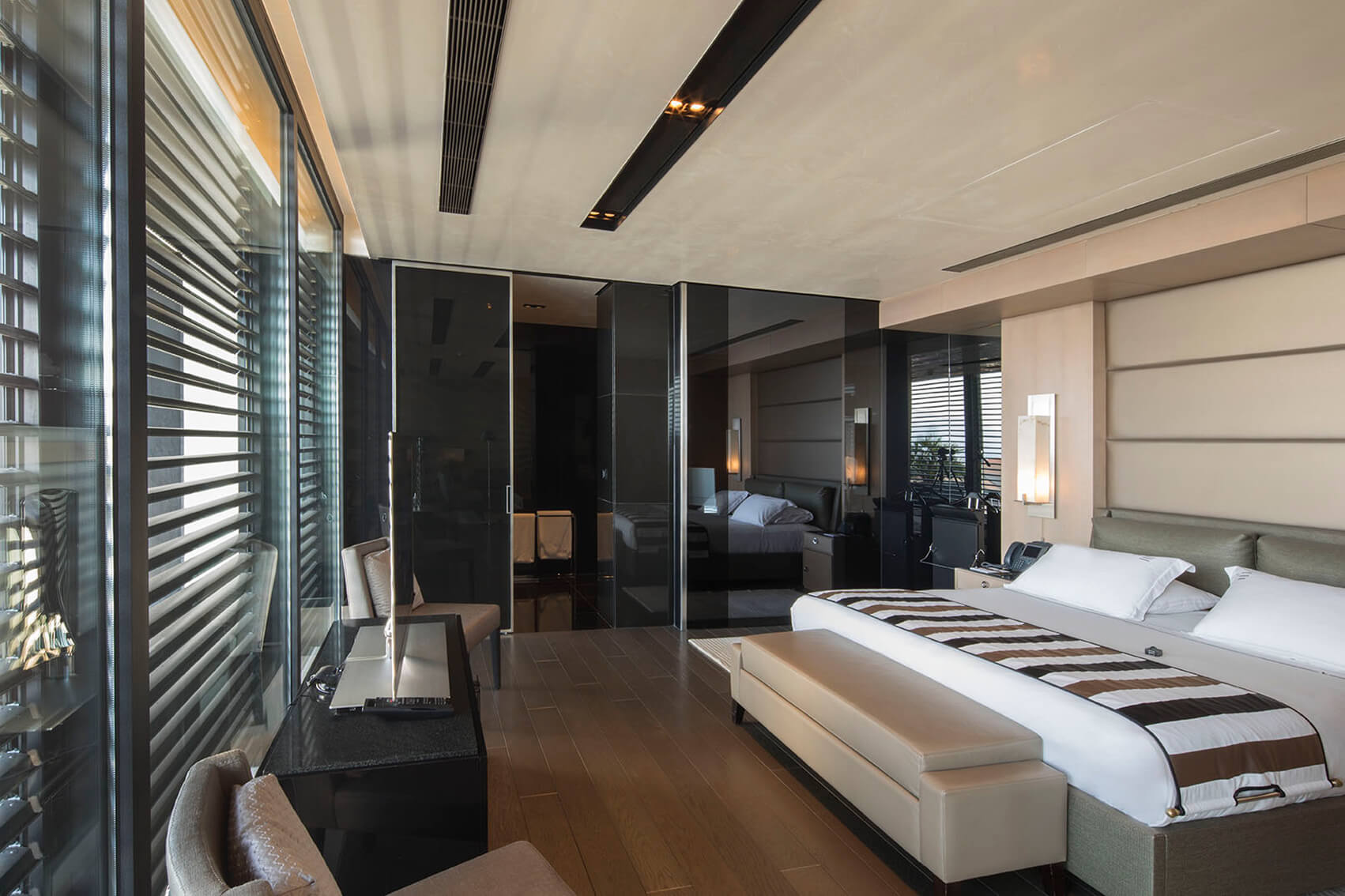 Key Hotel Deluxe Suite